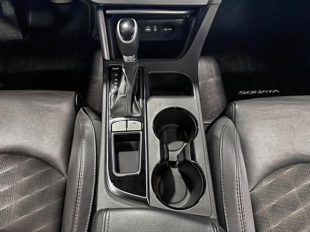 Hyundai Sonata 2016 Bleu usage à vendre Hyundai Sonata 2016 Bleu usage à vendre