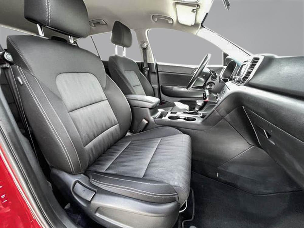 Kia Sportage LX 2019 d&rsquo;occasion à vendre - 29