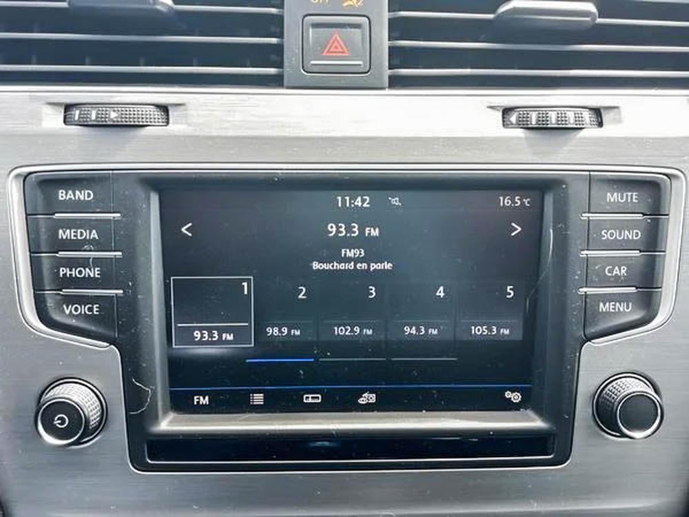 Volkswagen Golf Comfortline 2017 d&rsquo;occasion à vendre - 22