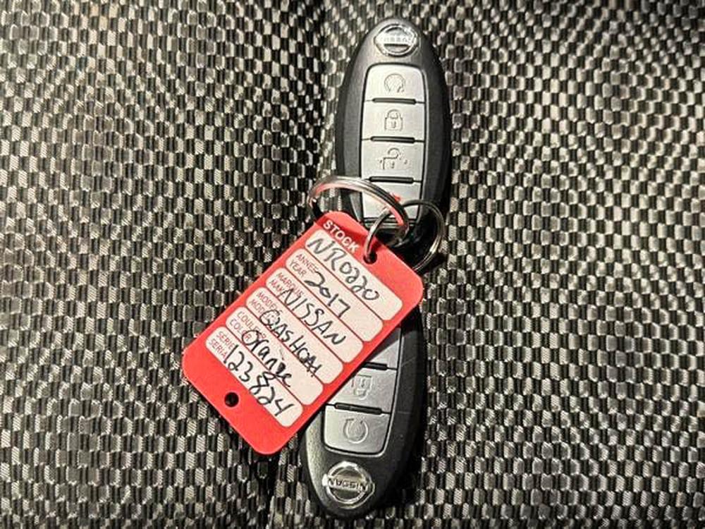 Nissan Qashqai SV 2017 d&rsquo;occasion à vendre - 34