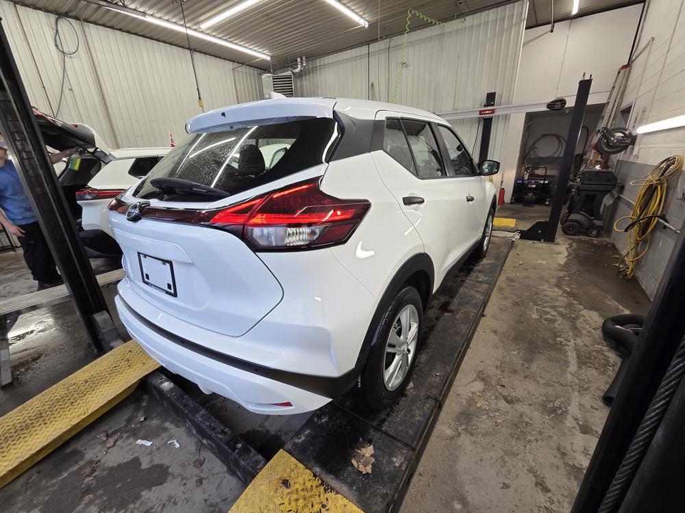 Nissan Kicks S 2023 d&rsquo;occasion à vendre - 3