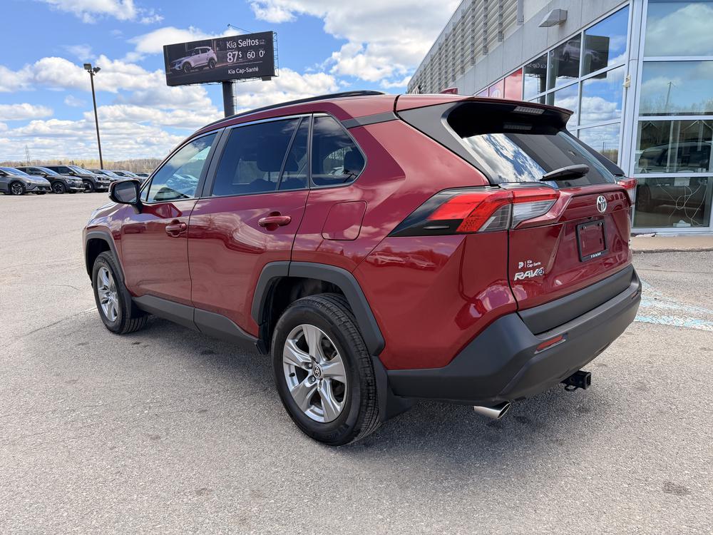 Toyota RAV4 XLE AWD 2024 d&rsquo;occasion à vendre - 6