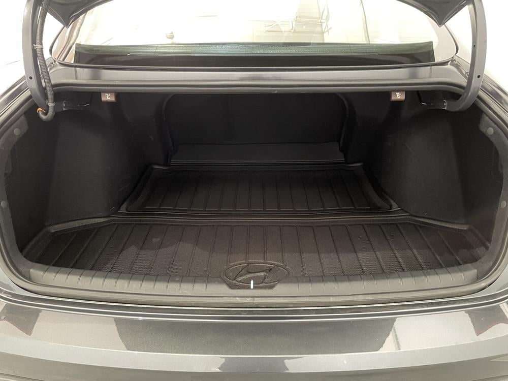 Hyundai Sonata Preferred 2023 d&rsquo;occasion à vendre - 32