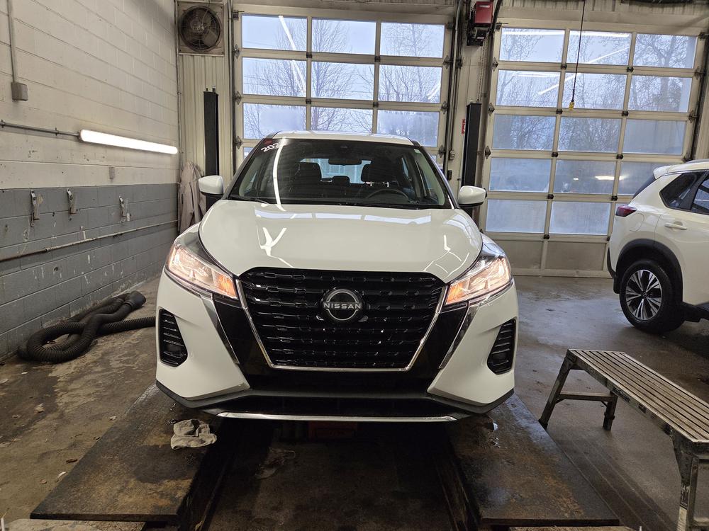 Nissan Kicks S 2023 d&rsquo;occasion à vendre - 9