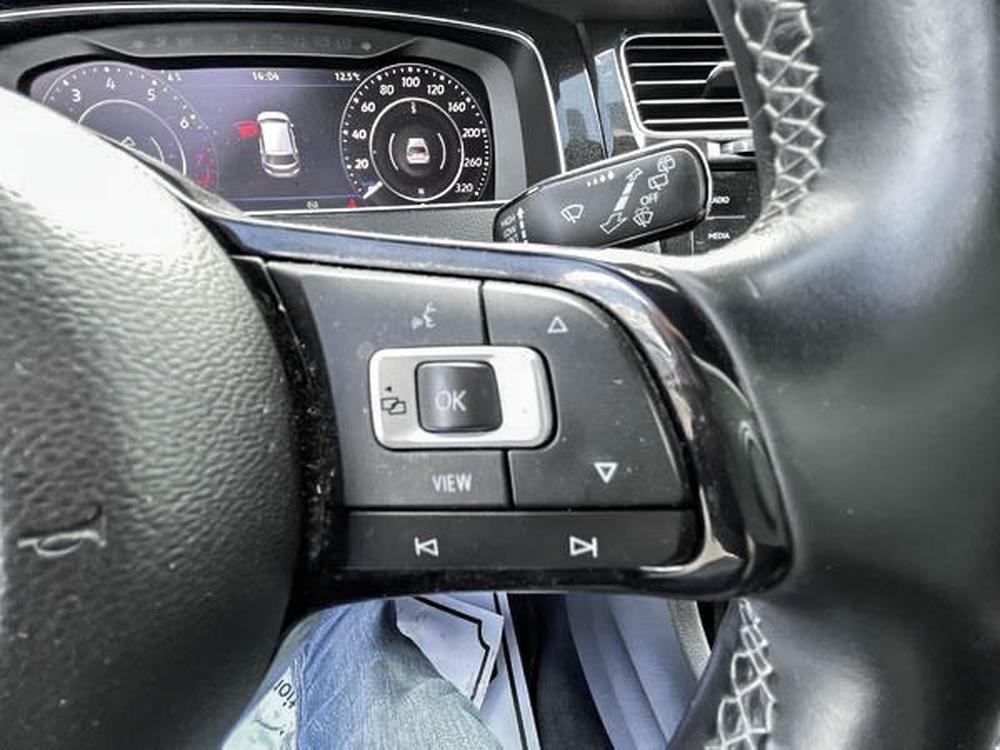 Volkswagen Golf R 2.0 2019 d&rsquo;occasion à vendre - 16