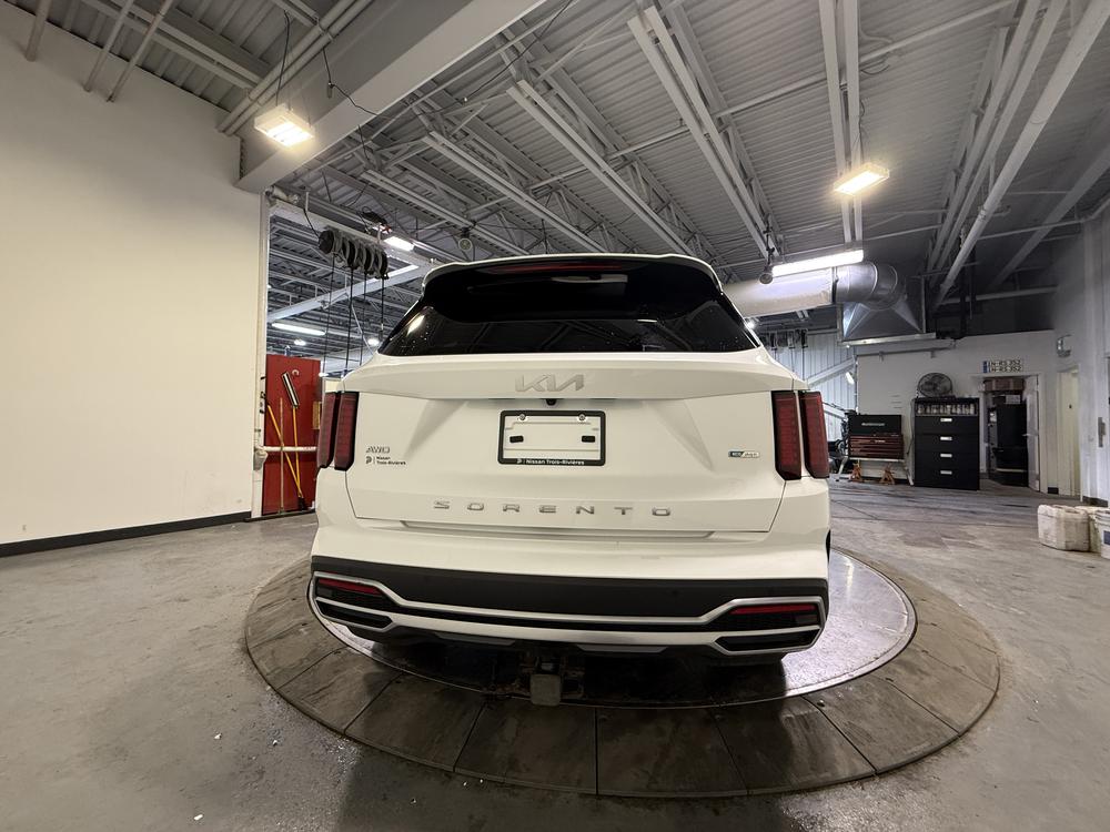 Kia Sorento hybride rechargeable EX+ 2022 d&rsquo;occasion à vendre - 4