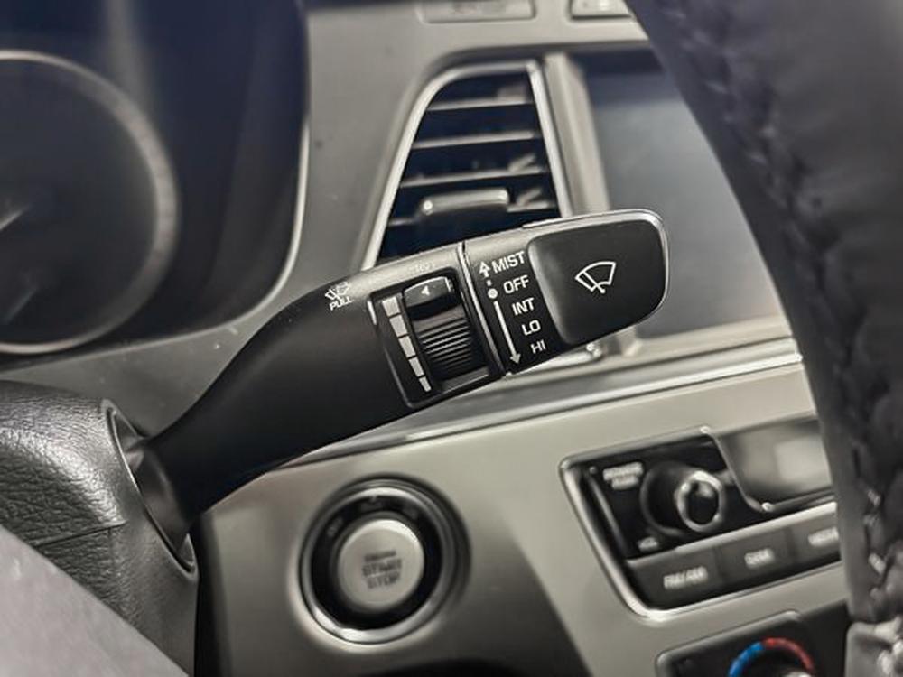 Hyundai Sonata 2016 Bleu usage à vendre Hyundai Sonata 2016 Bleu usage à vendre