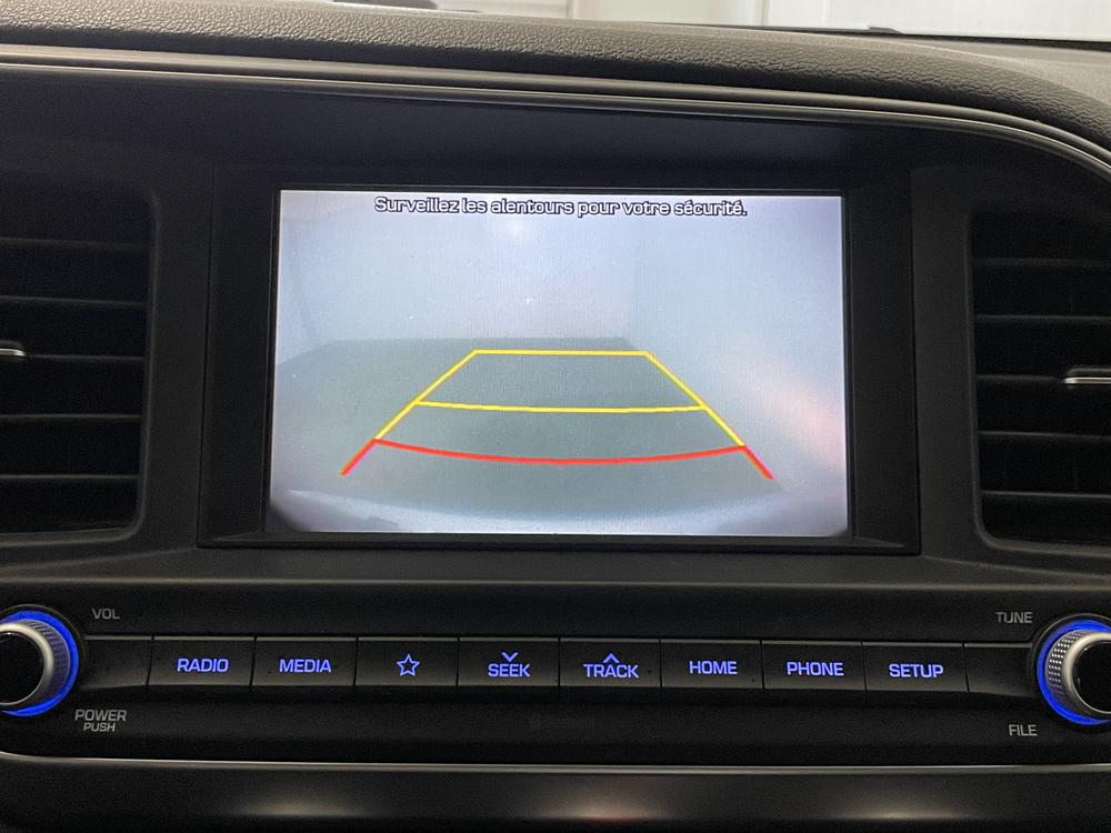 Hyundai Elantra Preferred 2019 d&rsquo;occasion à vendre - 23