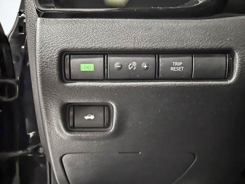 Nissan Sentra SV 2021 d&rsquo;occasion à vendre - 17