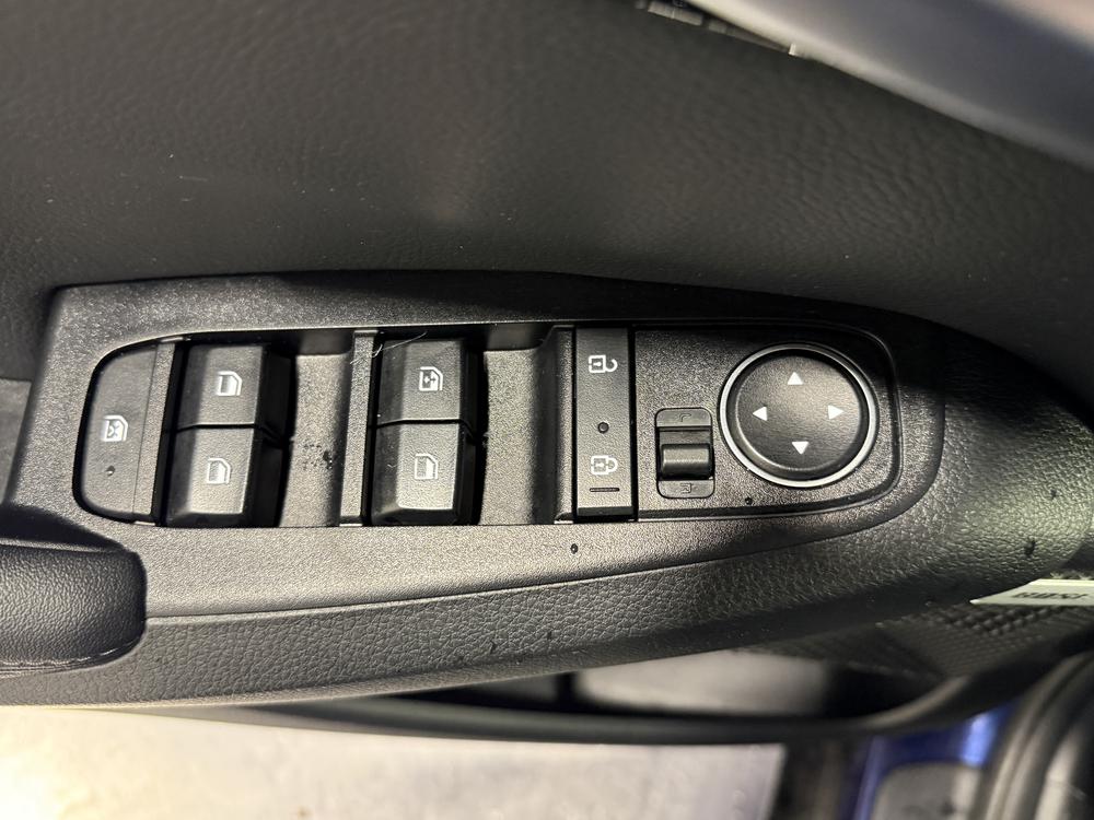 Kia Seltos SX TURBO 2023 d&rsquo;occasion à vendre - 16