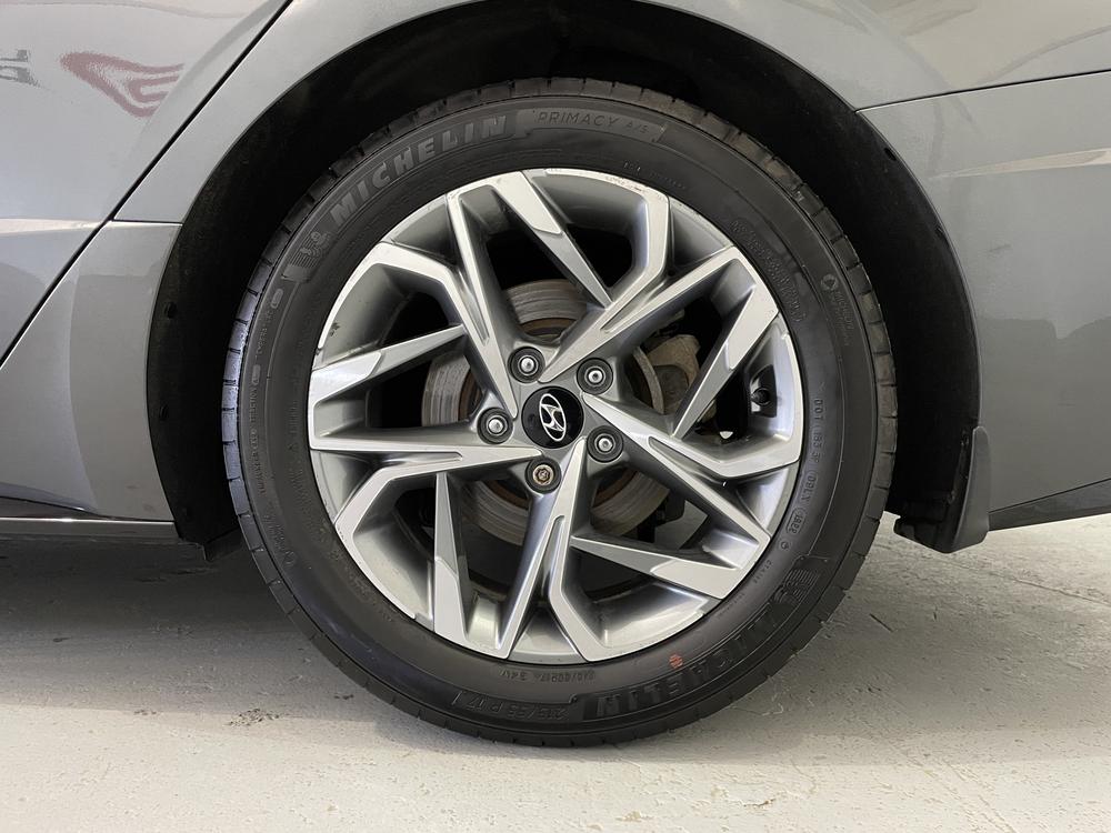 Hyundai Sonata Preferred 2023 d&rsquo;occasion à vendre - 8