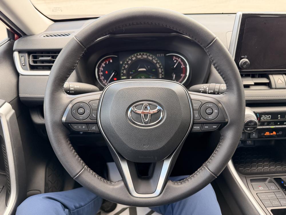 Toyota RAV4 XLE AWD 2024 d&rsquo;occasion à vendre - 22