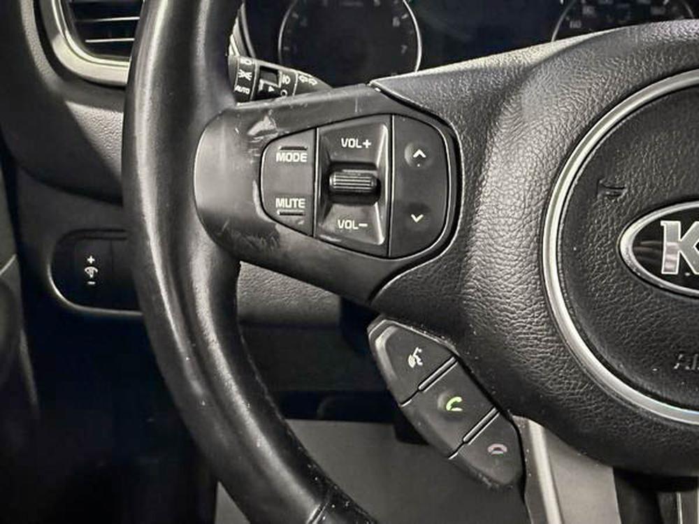 Kia Rondo LX 2014 d&rsquo;occasion à vendre - 18