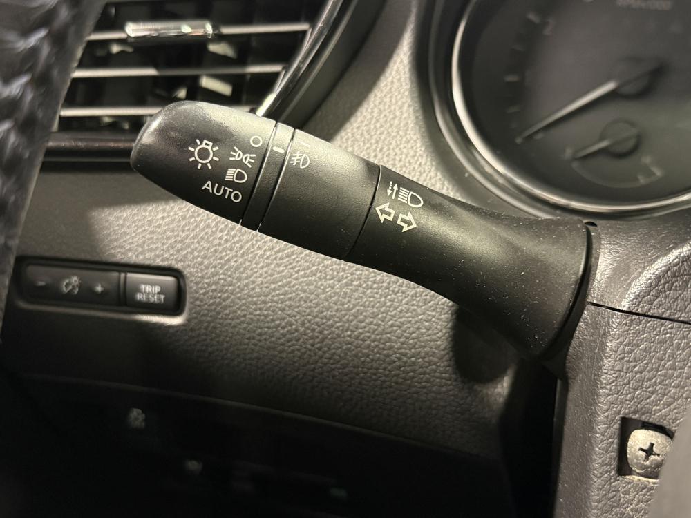 Nissan Qashqai SV 2017 d&rsquo;occasion à vendre - 23