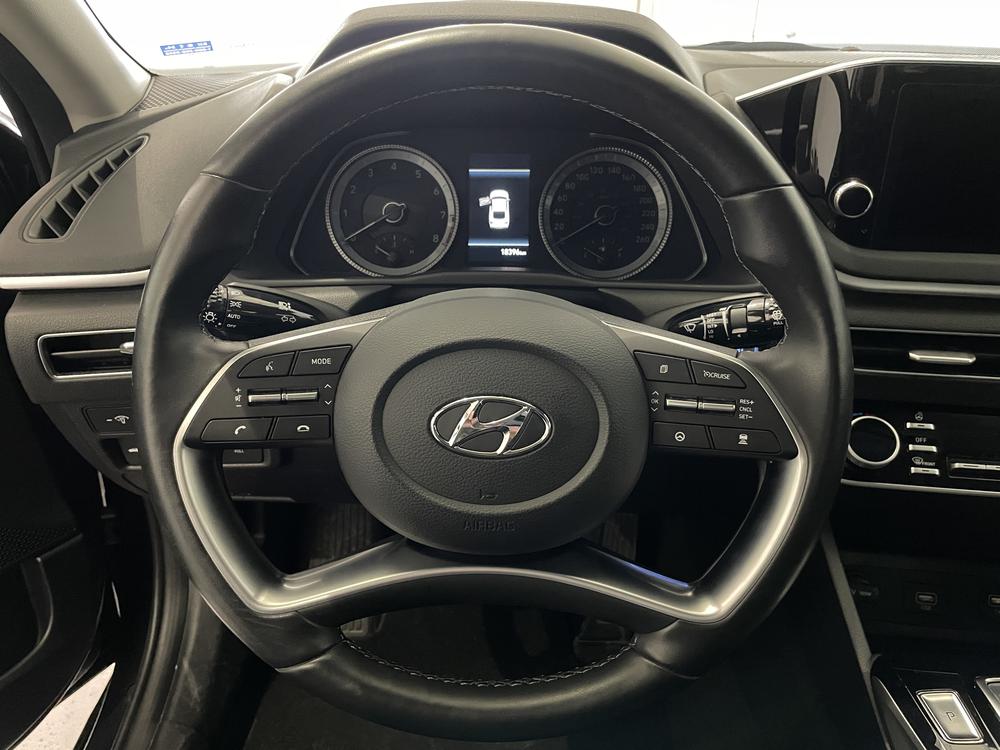 Hyundai Sonata Preferred 2023 d&rsquo;occasion à vendre - 14