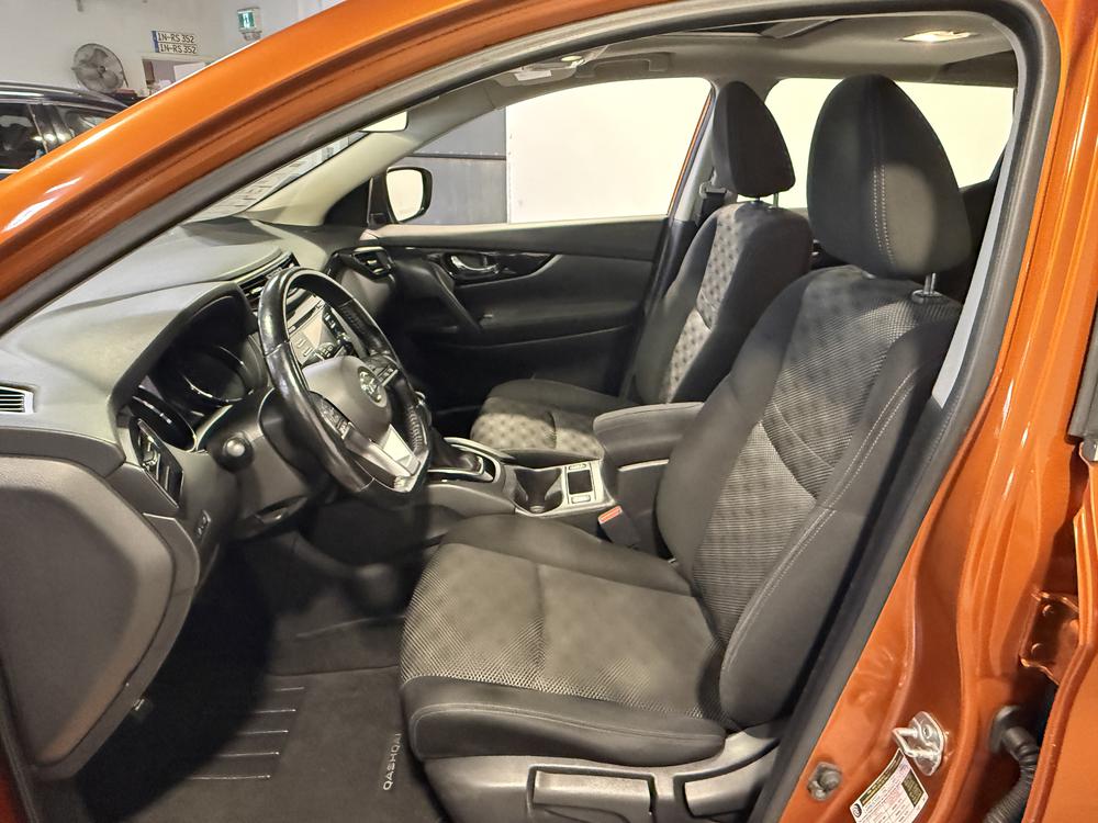Nissan Qashqai SV 2017 d&rsquo;occasion à vendre - 18