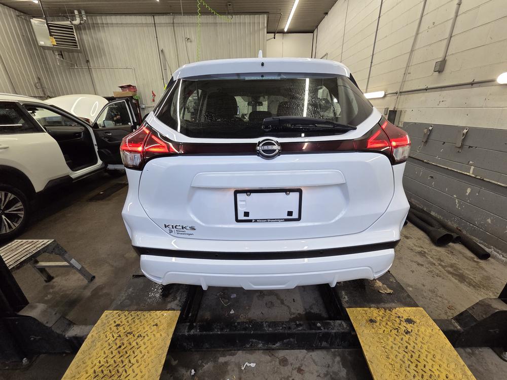 Nissan Kicks S 2023 d&rsquo;occasion à vendre - 4