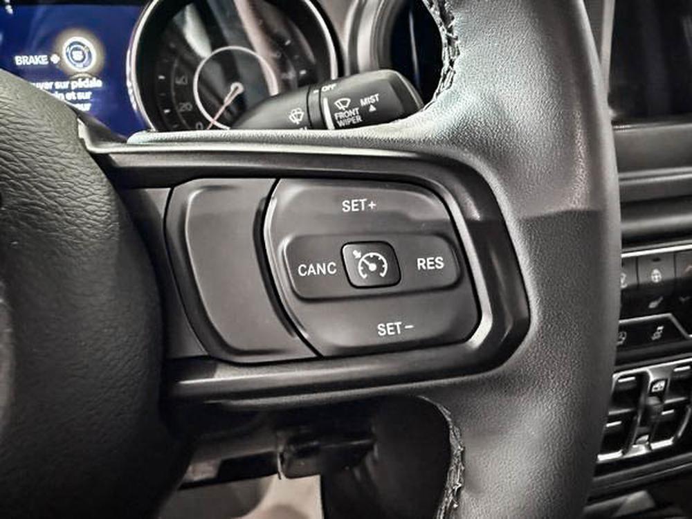Jeep Gladiator SPORT S (MODIFICATIONS À VENIR) 2023 d&rsquo;occasion à vendre - 18