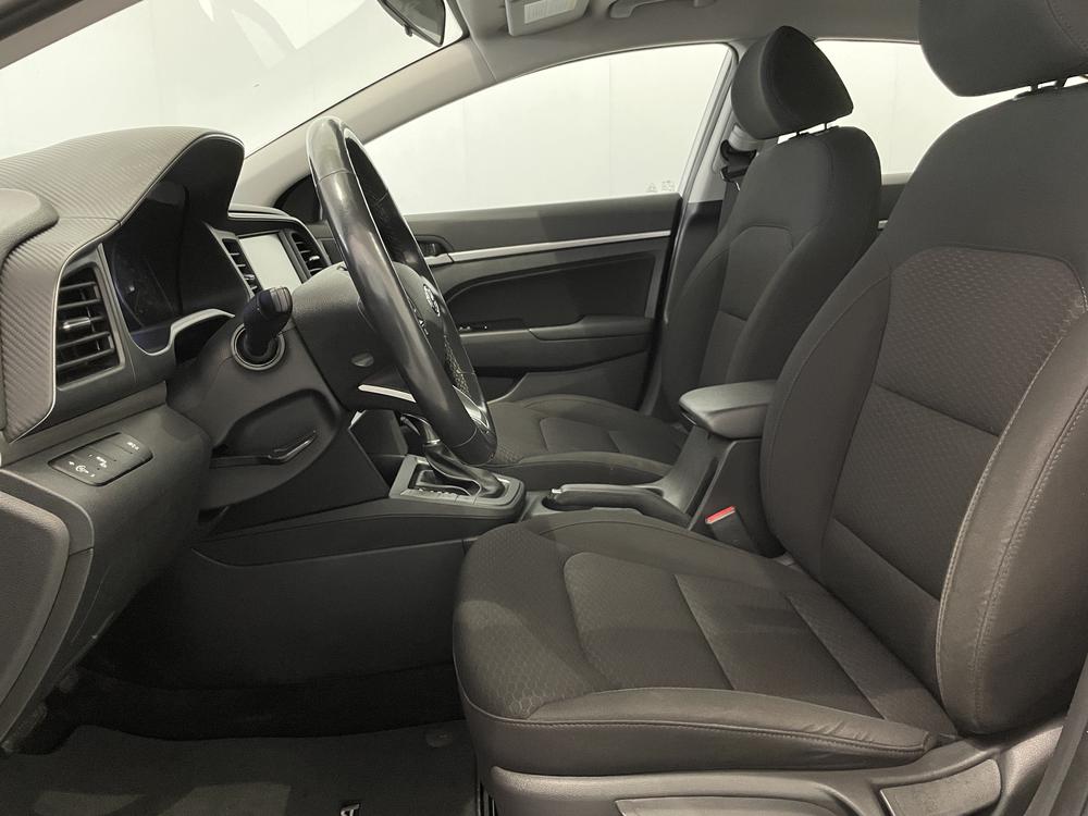 Hyundai Elantra Preferred 2019 d&rsquo;occasion à vendre - 12
