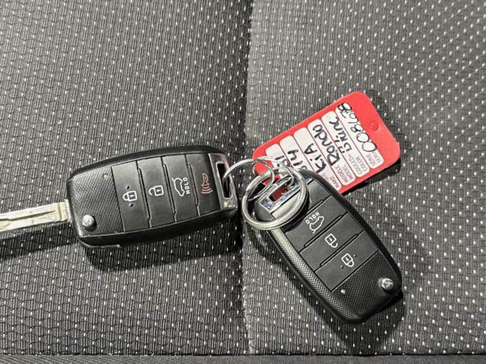 Kia Rondo LX 2014 d&rsquo;occasion à vendre - 30