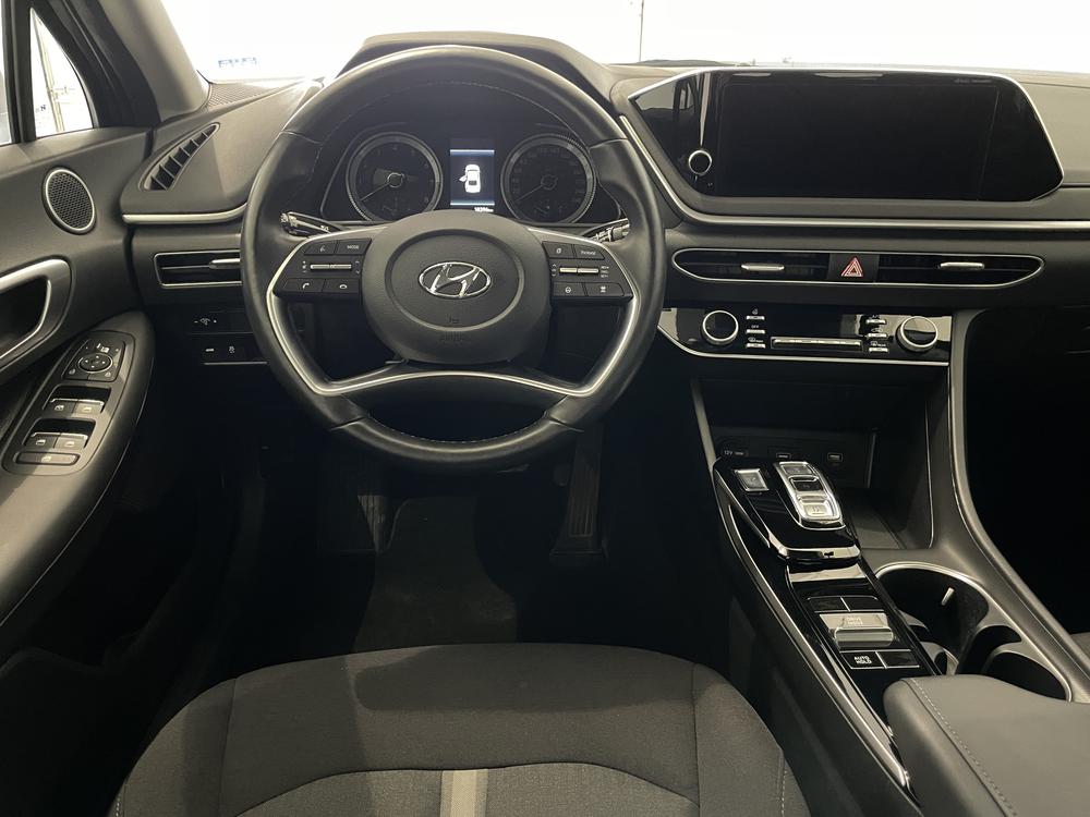 Hyundai Sonata Preferred 2023 d&rsquo;occasion à vendre - 11