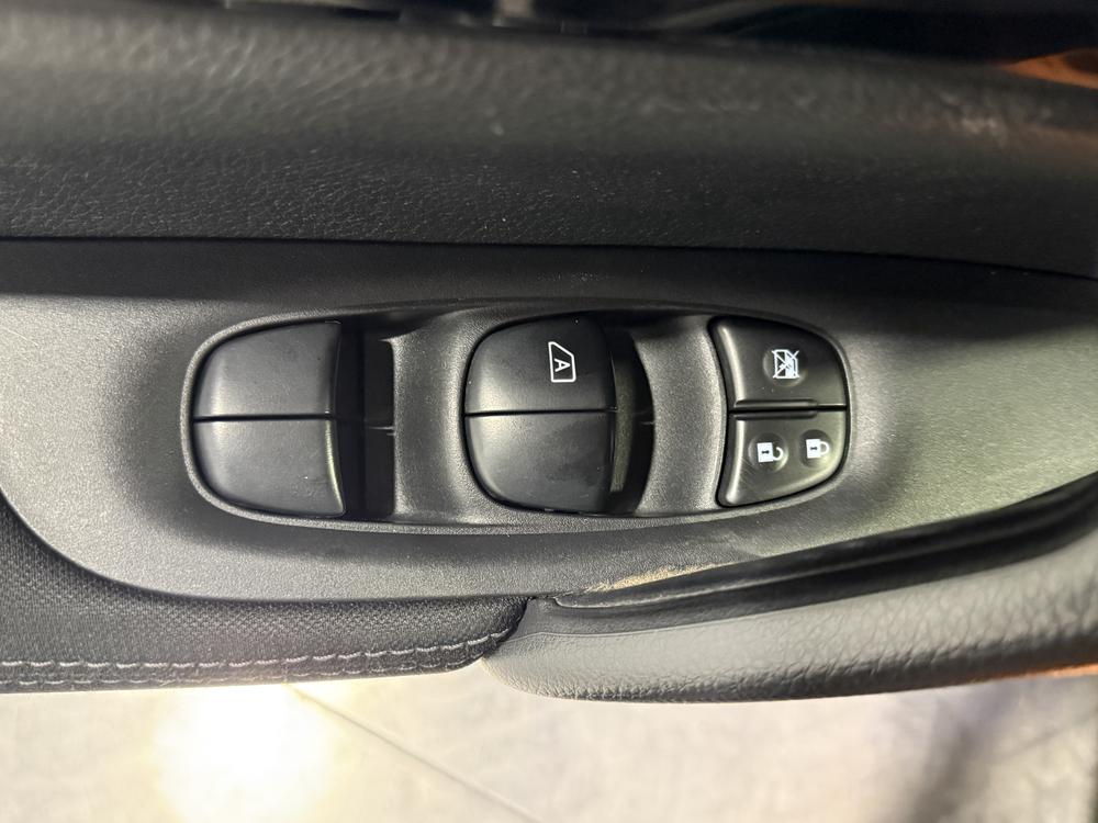 Nissan Qashqai SV 2017 d&rsquo;occasion à vendre - 16