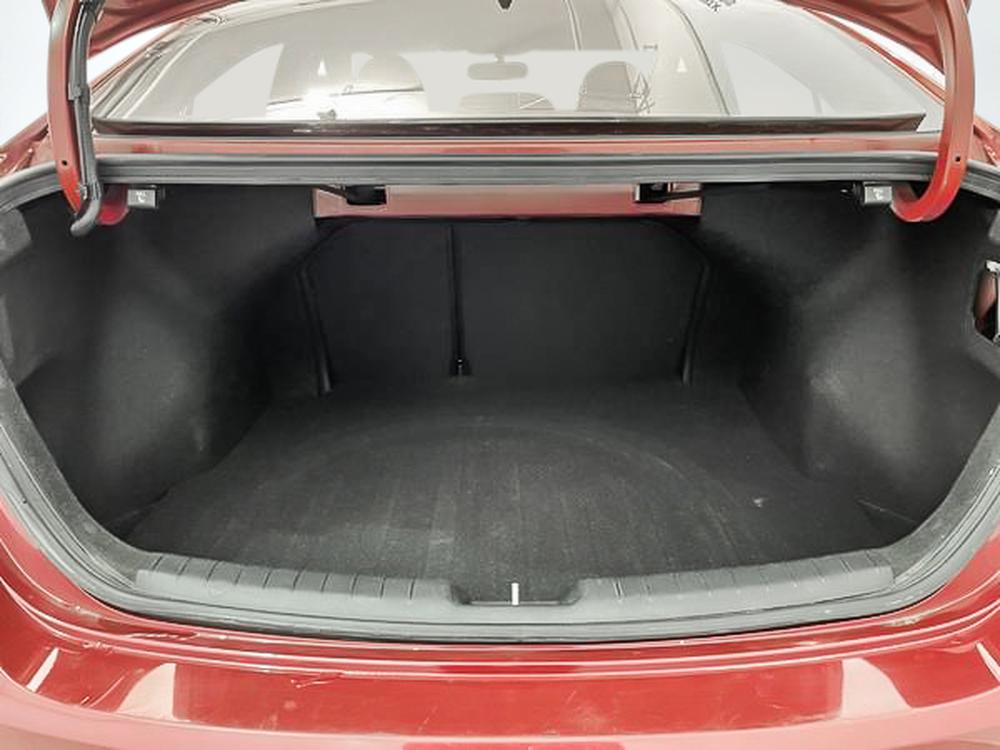 Hyundai Elantra GLS 2017 d&rsquo;occasion à vendre - 33
