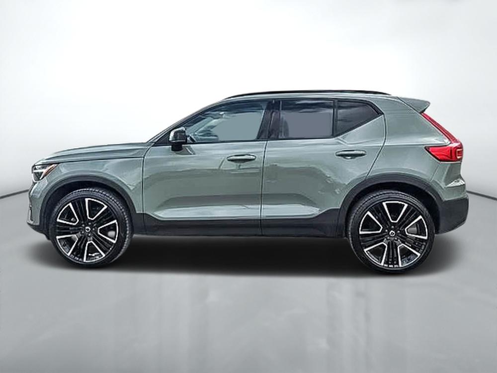 Volvo XC40 B5 ULTIMATE AWD DARK THEME 2024 d&rsquo;occasion à vendre - 9