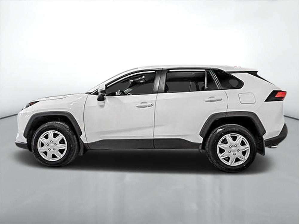 Toyota RAV4 LE 2024 d&rsquo;occasion à vendre - 7