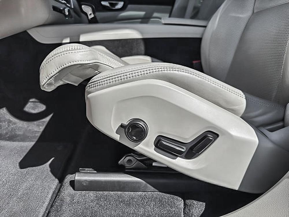 Volvo XC60 T6 INSCRIPTION AWD 2021 d&rsquo;occasion à vendre - 14
