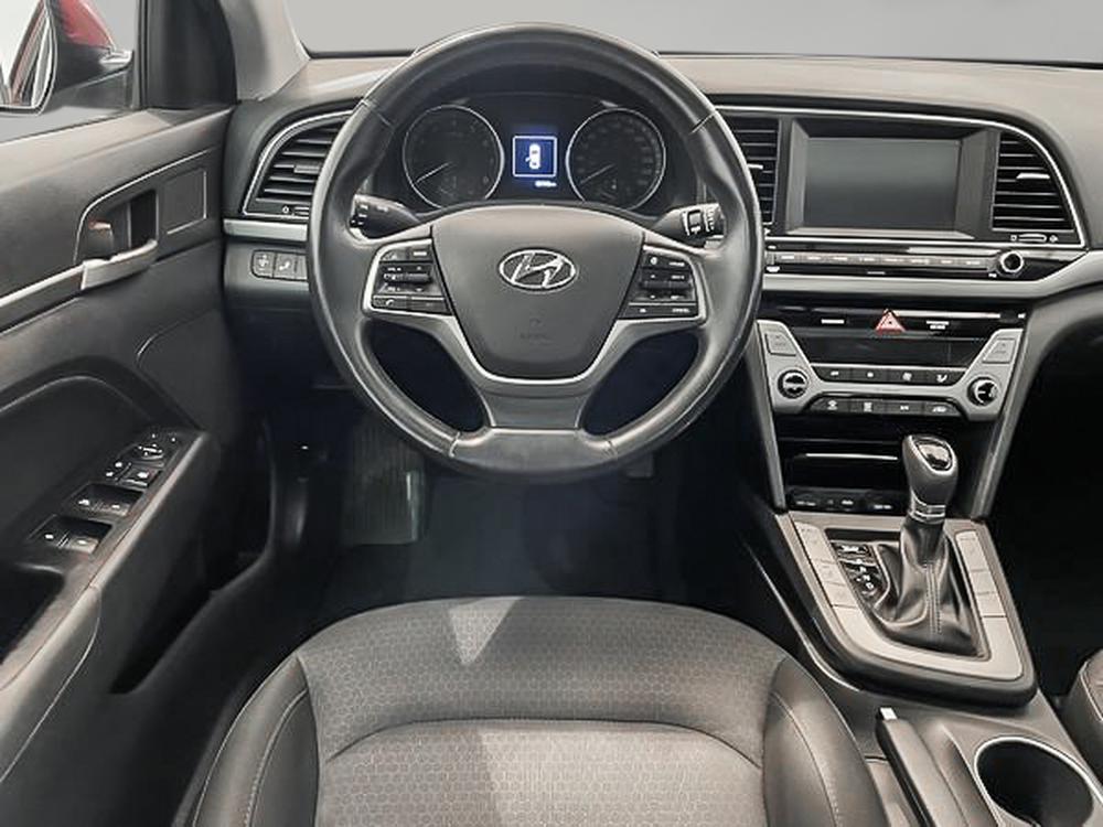 Hyundai Elantra GLS 2017 d&rsquo;occasion à vendre - 11
