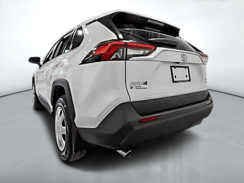 Toyota RAV4 LE 2024 d&rsquo;occasion à vendre - 6
