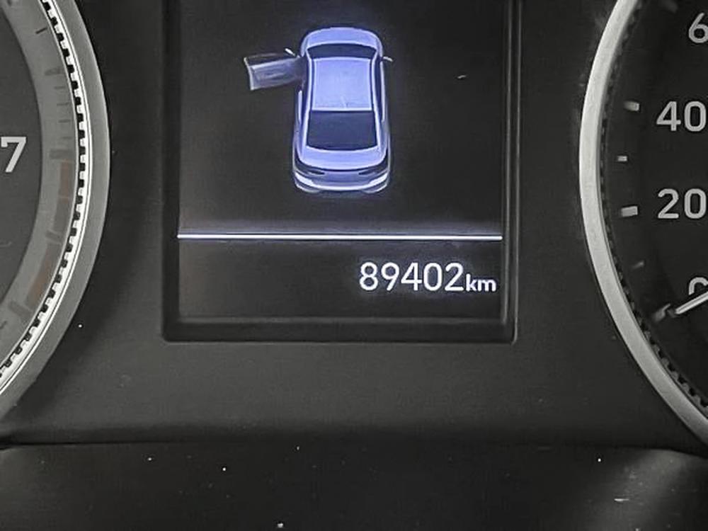 Hyundai Elantra Preferred 2020 d&rsquo;occasion à vendre - 18
