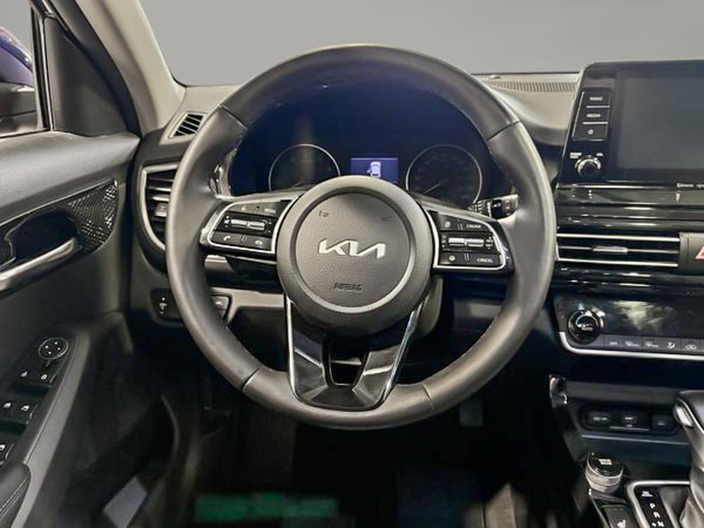 Kia Seltos EX Premium 2023 d&rsquo;occasion à vendre - 17