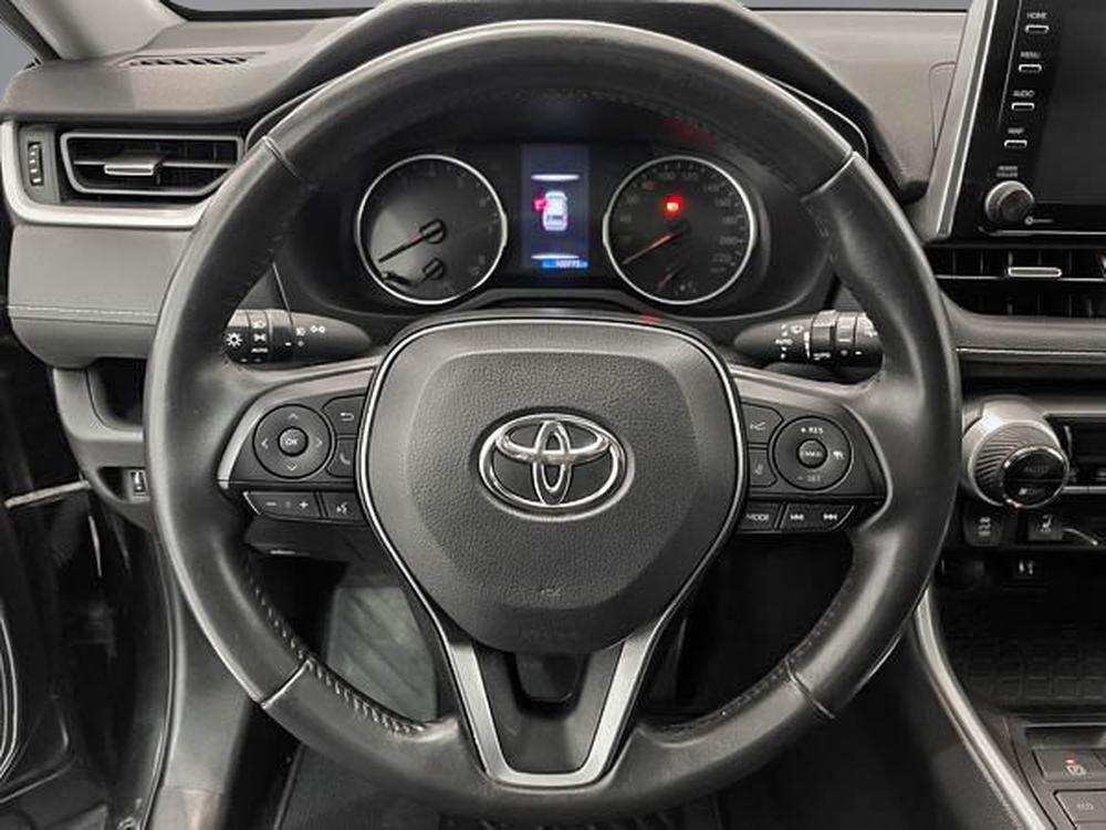 Toyota RAV4 XLE AWD 2019 d&rsquo;occasion à vendre - 17