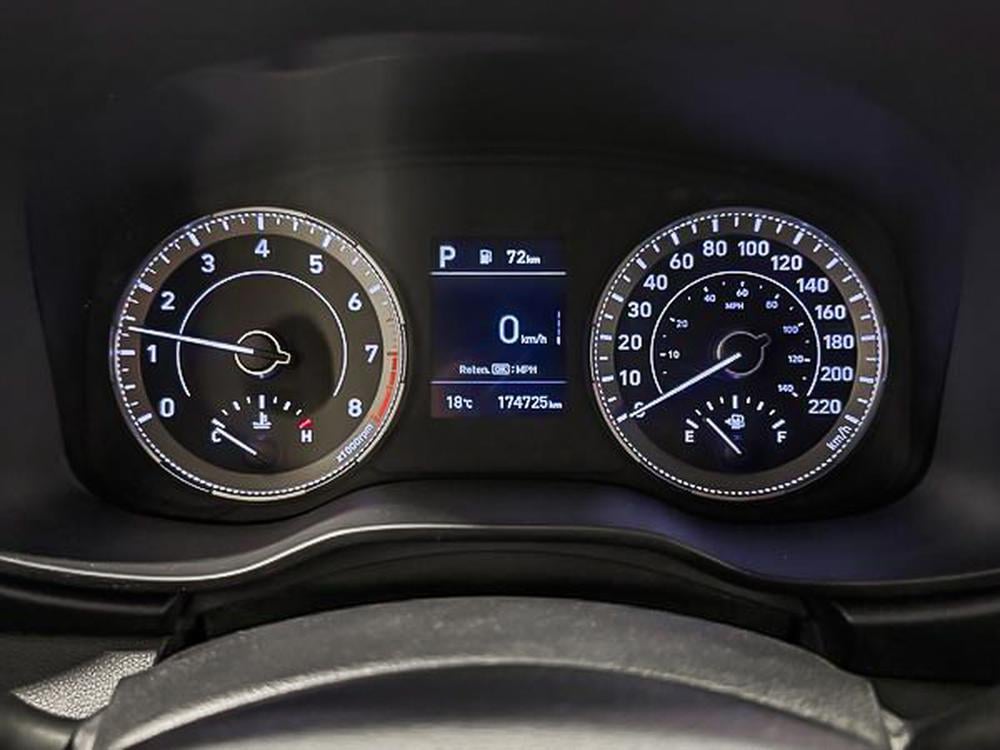 Hyundai Venue ESSENTIAL 2021 d&rsquo;occasion à vendre - 23