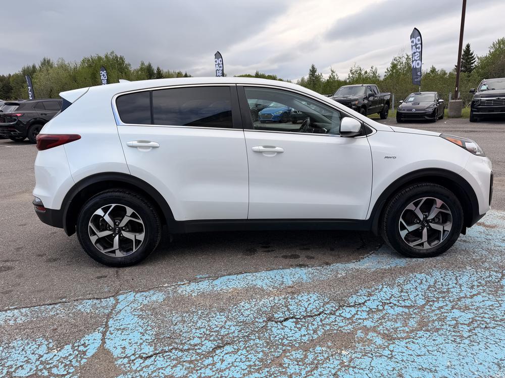 Kia Sportage LX AWD 2021 d&rsquo;occasion à vendre - 9