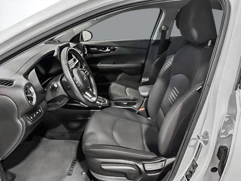 Kia Forte EX 2020 d&rsquo;occasion à vendre - 16