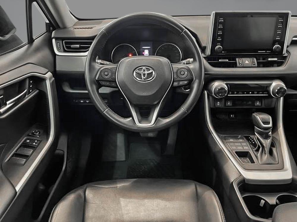 Toyota RAV4 XLE AWD 2019 d&rsquo;occasion à vendre - 11
