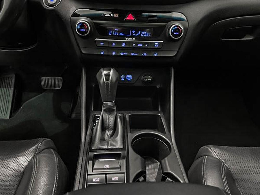 Hyundai Tucson Luxury AWD 2019 d&rsquo;occasion à vendre - 29