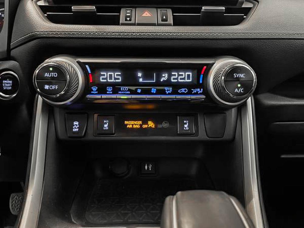 Toyota RAV4 XLE AWD 2019 d&rsquo;occasion à vendre - 29
