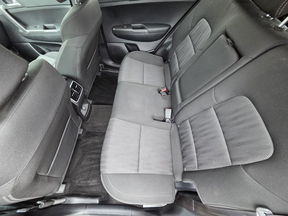 Kia Sportage LX 2020 d&rsquo;occasion à vendre - 22