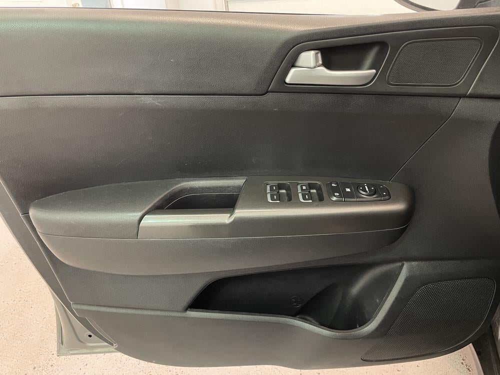 Kia Sportage LX 2018 d&rsquo;occasion à vendre - 12