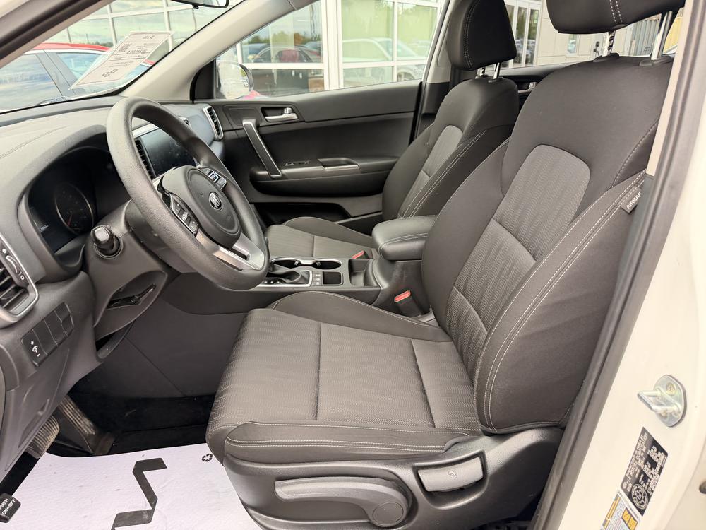 Kia Sportage LX AWD 2021 d&rsquo;occasion à vendre - 16