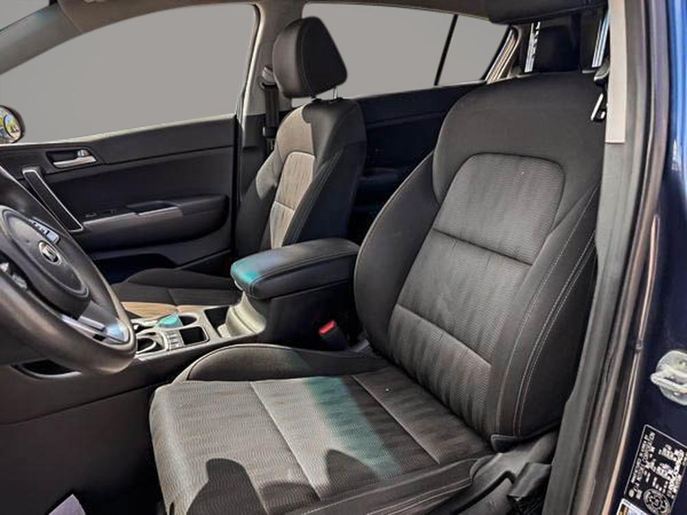 Kia Sportage LX AWD 2021 d&rsquo;occasion à vendre - 17
