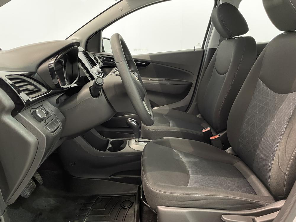 Chevrolet Spark 1LT 2022 d&rsquo;occasion à vendre - 13