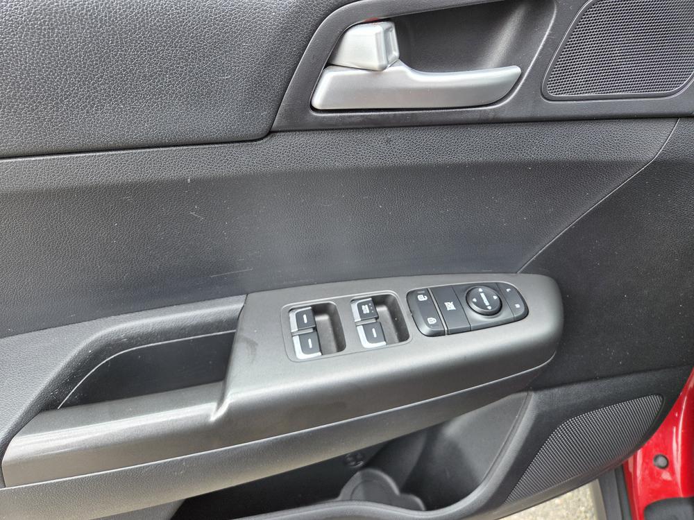 Kia Sportage LX 2020 d&rsquo;occasion à vendre - 12