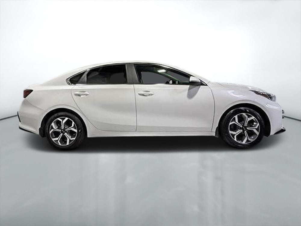 Kia Forte EX 2020 d&rsquo;occasion à vendre - 2