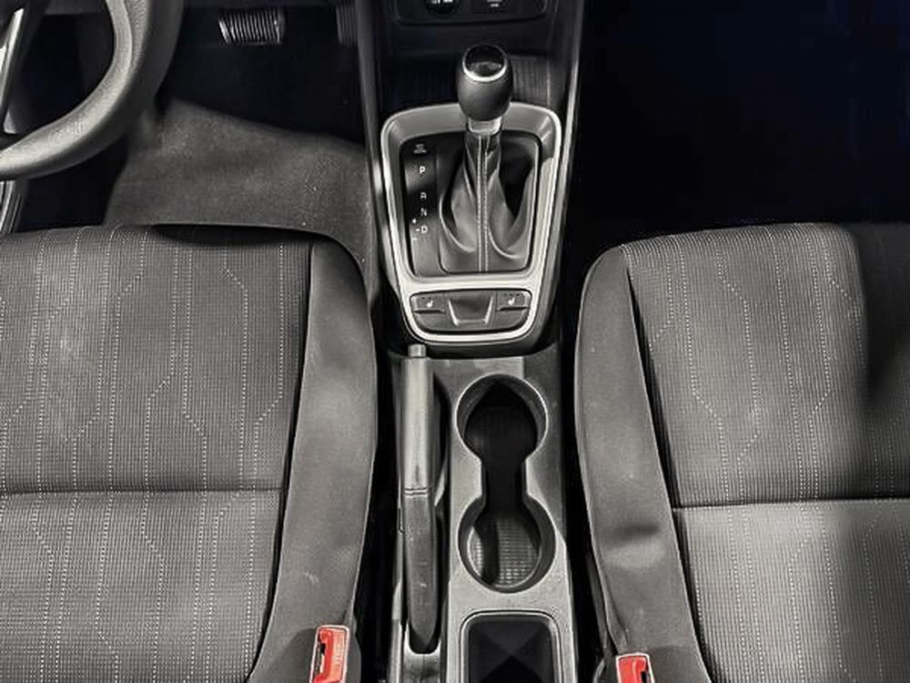 Hyundai Venue ESSENTIAL 2021 d&rsquo;occasion à vendre - 28
