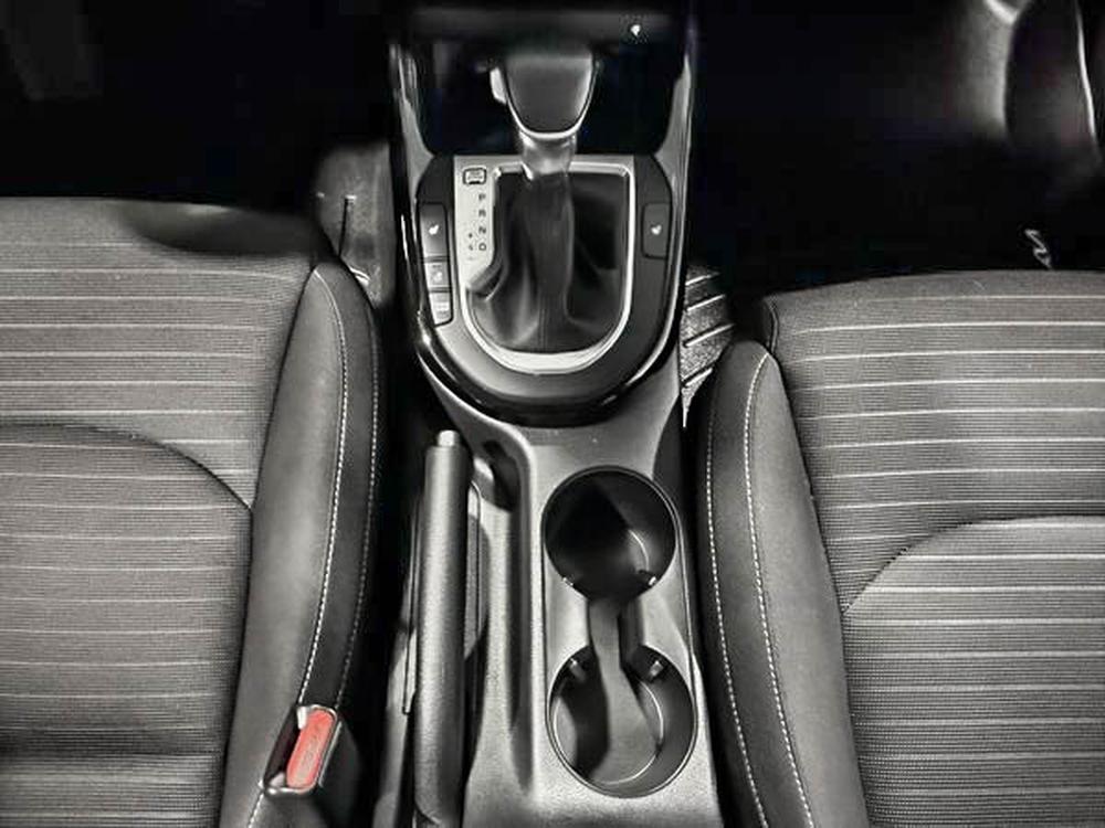 Kia Forte EX 2020 d&rsquo;occasion à vendre - 28
